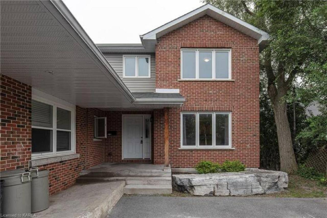 Kingston Comfort Suites - Unit 2 Esterno foto
